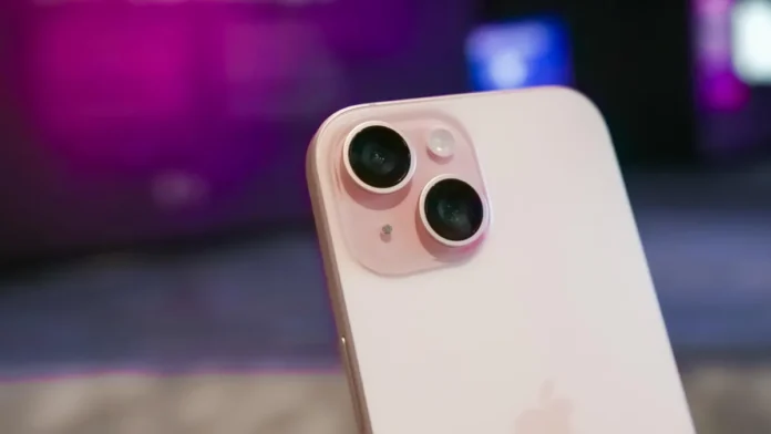 Apple iPhone 16E مقابل iPhone 15